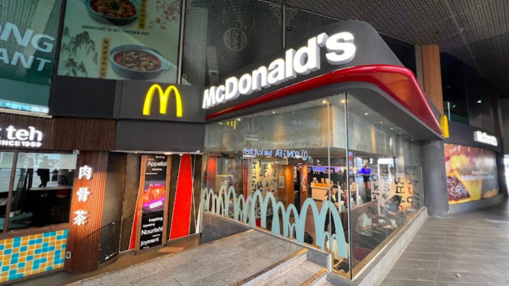 McDonald's Chinatown Point